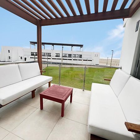 Dm Hoteles Asia Bagian luar foto