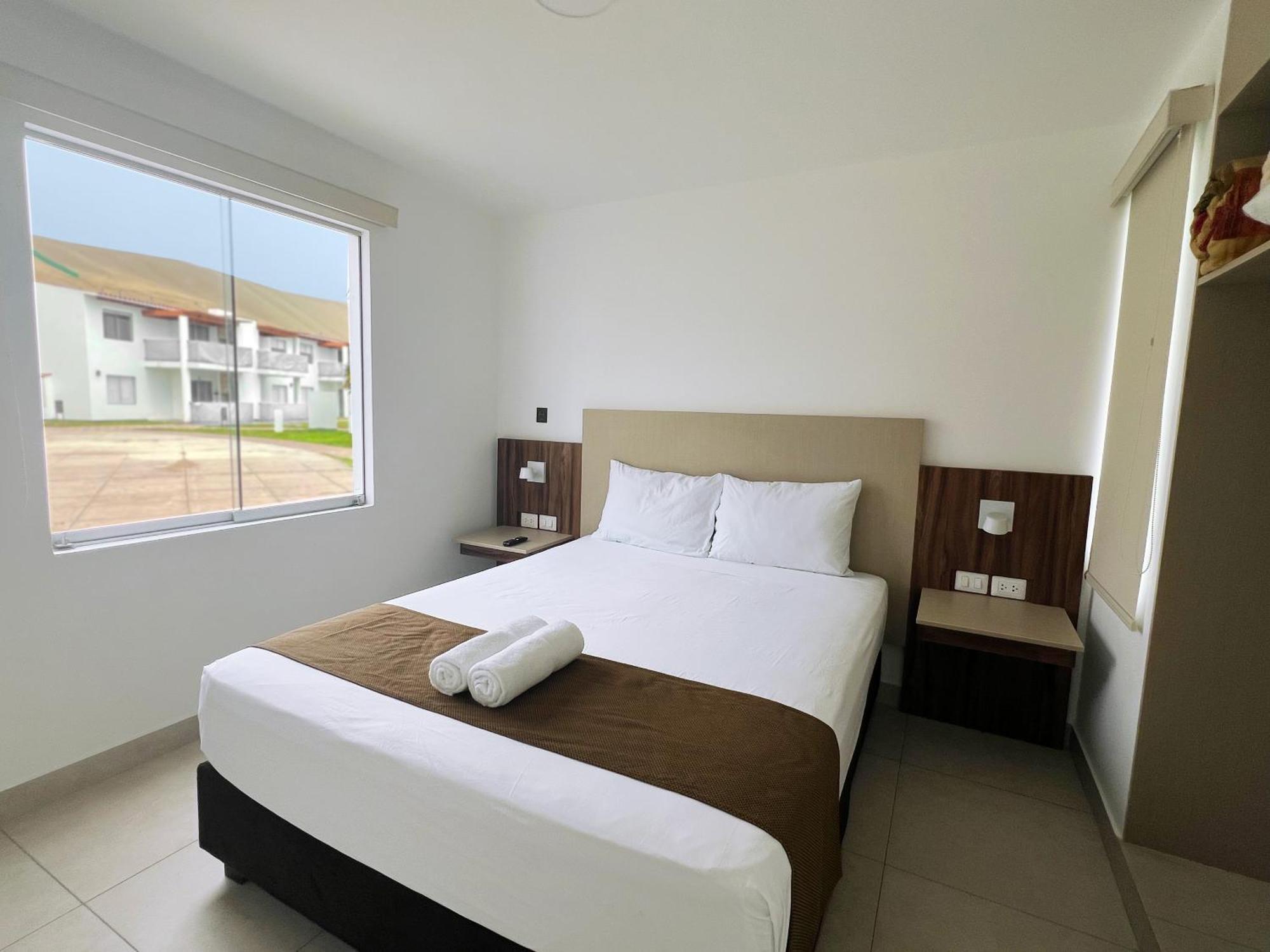 Dm Hoteles Asia Bagian luar foto